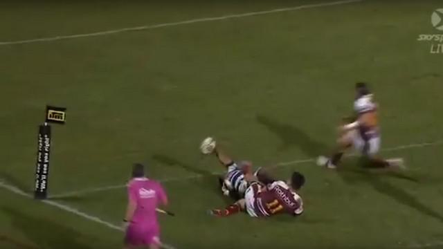 VIDEO. ITM CUP. James Schrader rentre sur le pré pour le sauvetage de l'année 