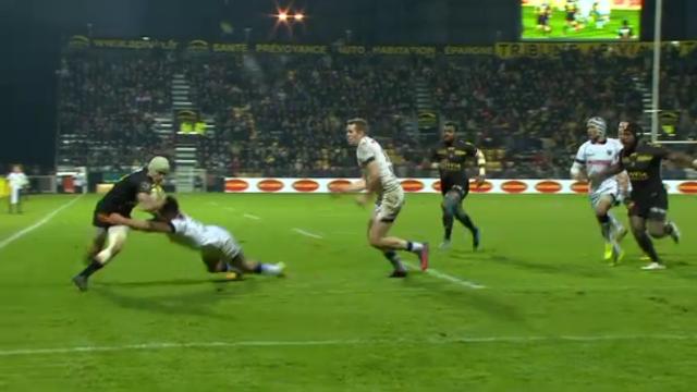 VIDEO. Top 14 - Stade Rochelais : le cadrage débordement de Gabriel Lacroix dans un trou de souris pour son 10e essai