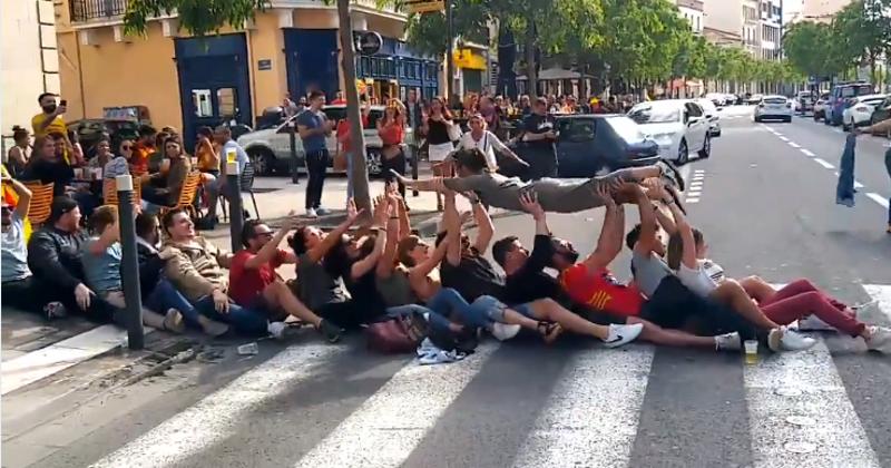 VIDÉO. Insolite : la Catalogne en folie, les meilleurs moments du titre de champion de l'USAP