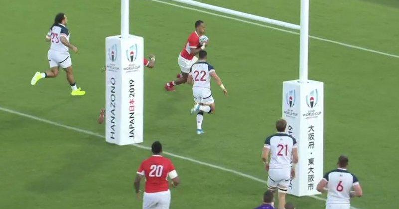 Un modèle de coup de pied et un plongeon de Veainu pour clore le tournoi des Tonga [VIDÉO]