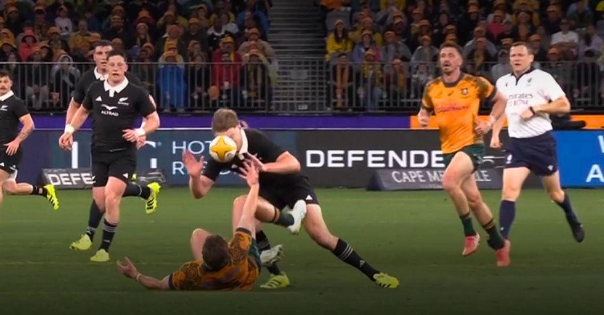 VIDEO. Tête plongeante ! Tupaea en Terre promise après un geste totalement inattendu de Barrett