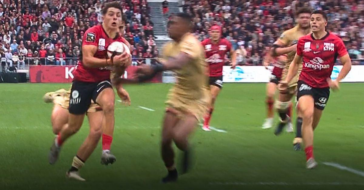 VIDEO. Mathis Ferté fait l’unanimité au RCT : Dumortier déposé, Wainiqolo impuissant, le jeune crack frappe encore