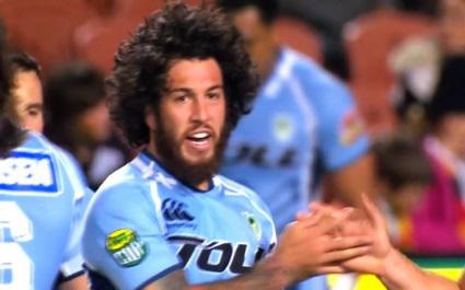 VIDEO. René Ranger sur les fesses après s'être fait &laquo; réarranger &raquo;