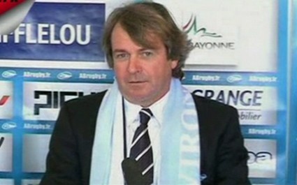 Bayonne et Byron Kelleher dans la tourmente